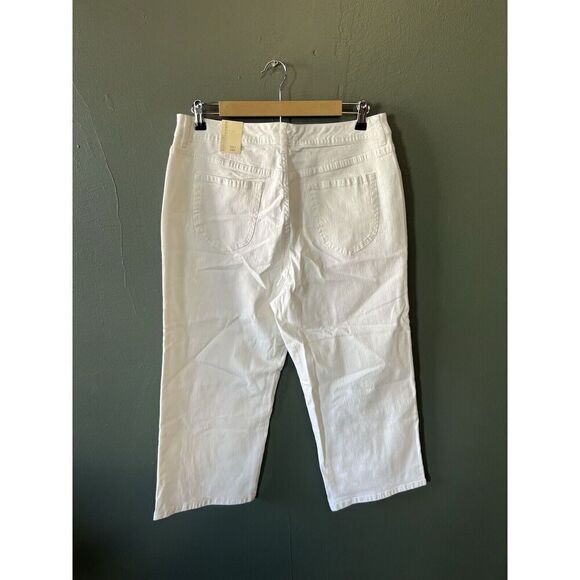 Additions by chico Womens Cropped Chino Pants Size 2 NWT - Picture 2 of 3